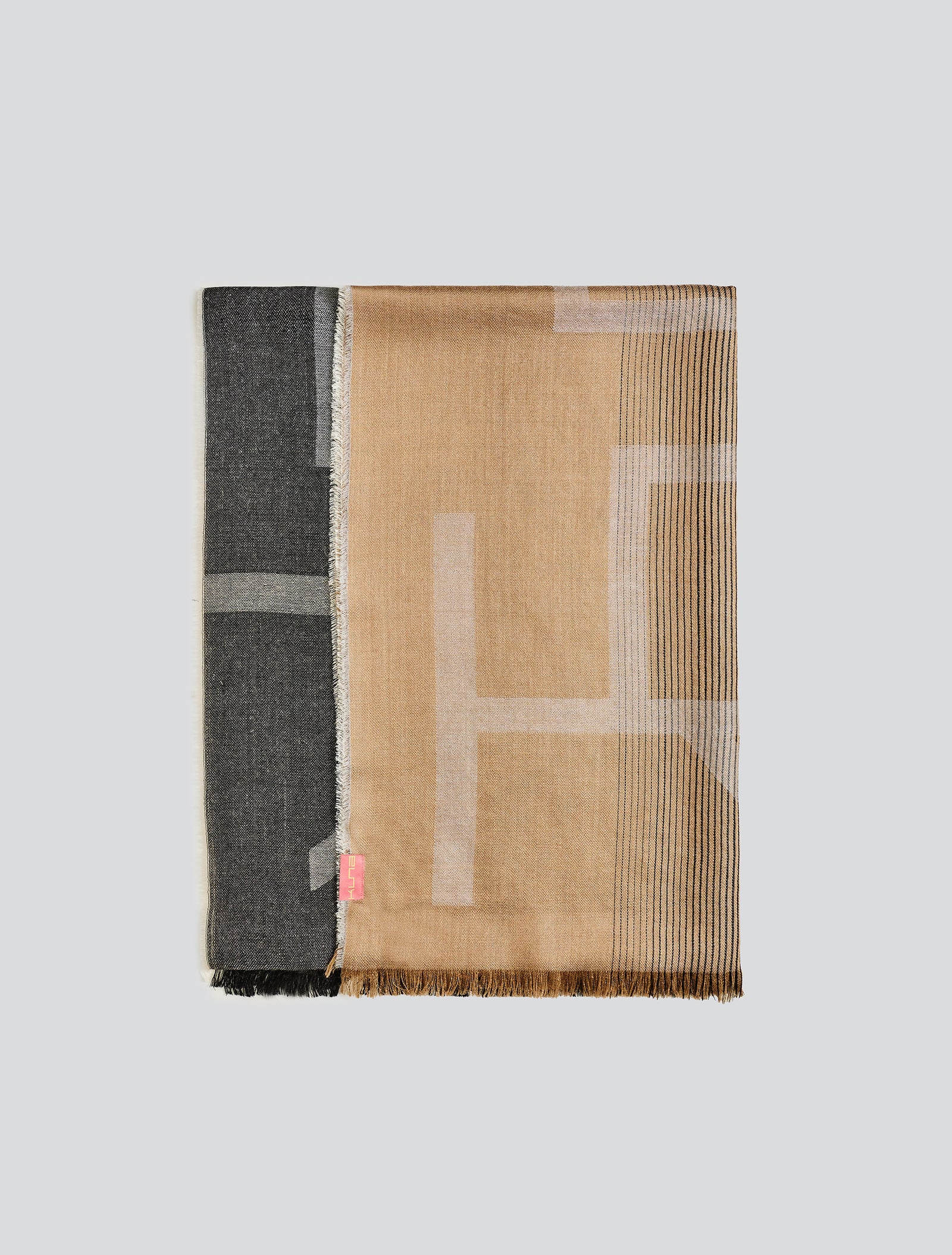 Yrati Shawl Baby Alpaca Color Black