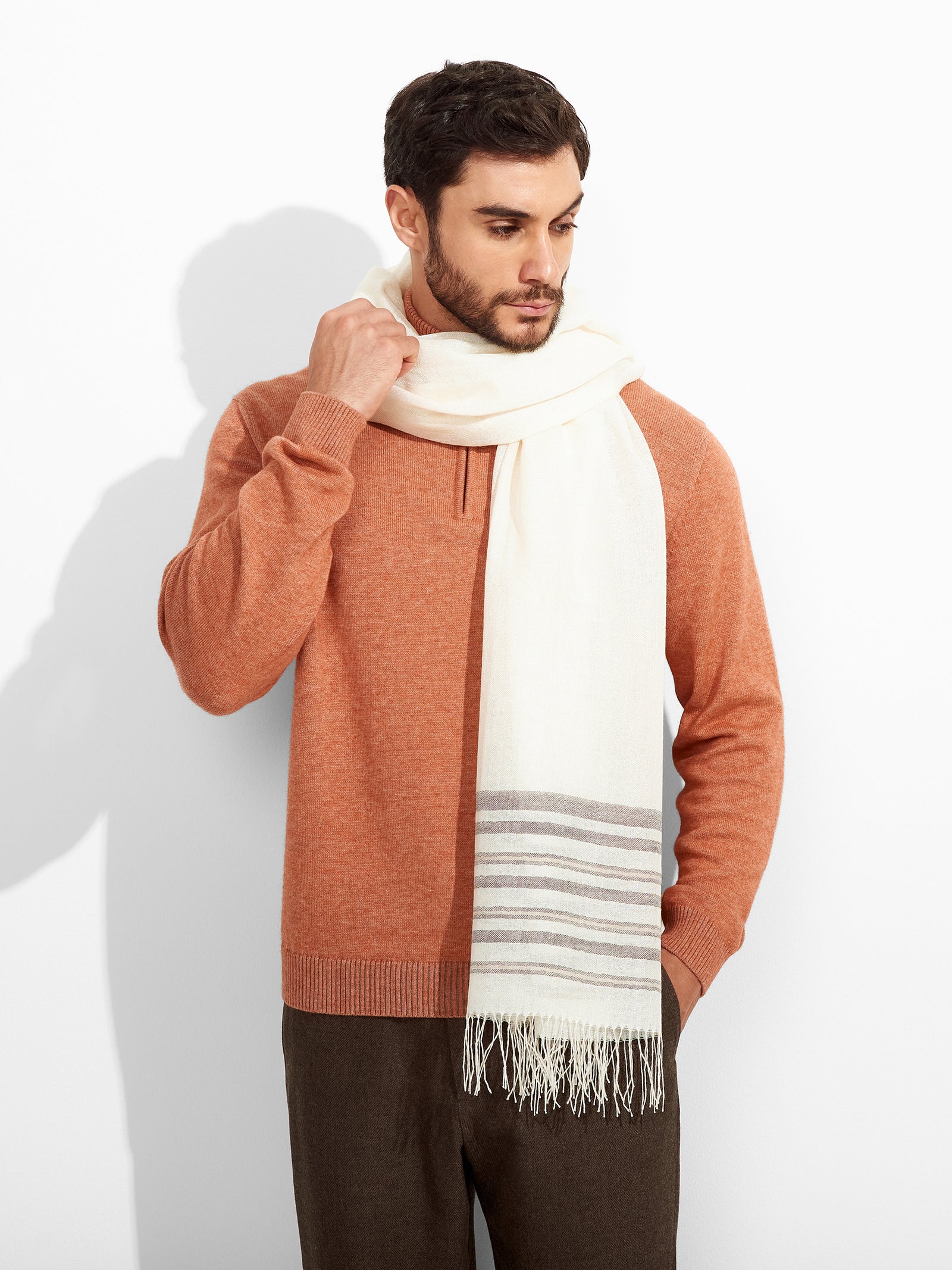 Chal Mao de Baby Alpaca Color Crudo