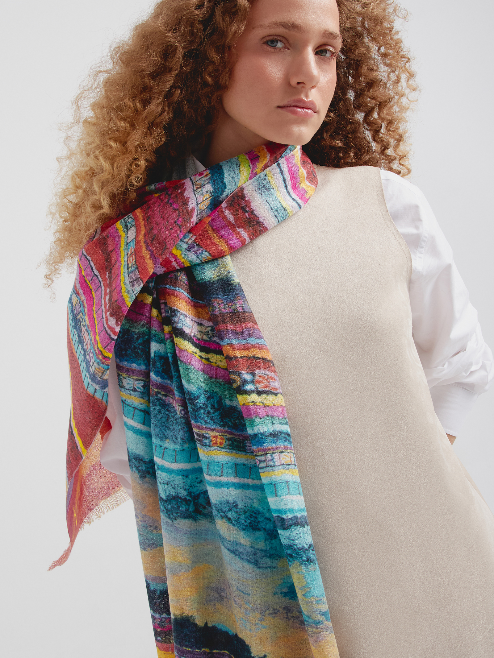 Manta Psicodelia Andina de Baby Alpaca Color Multicolor