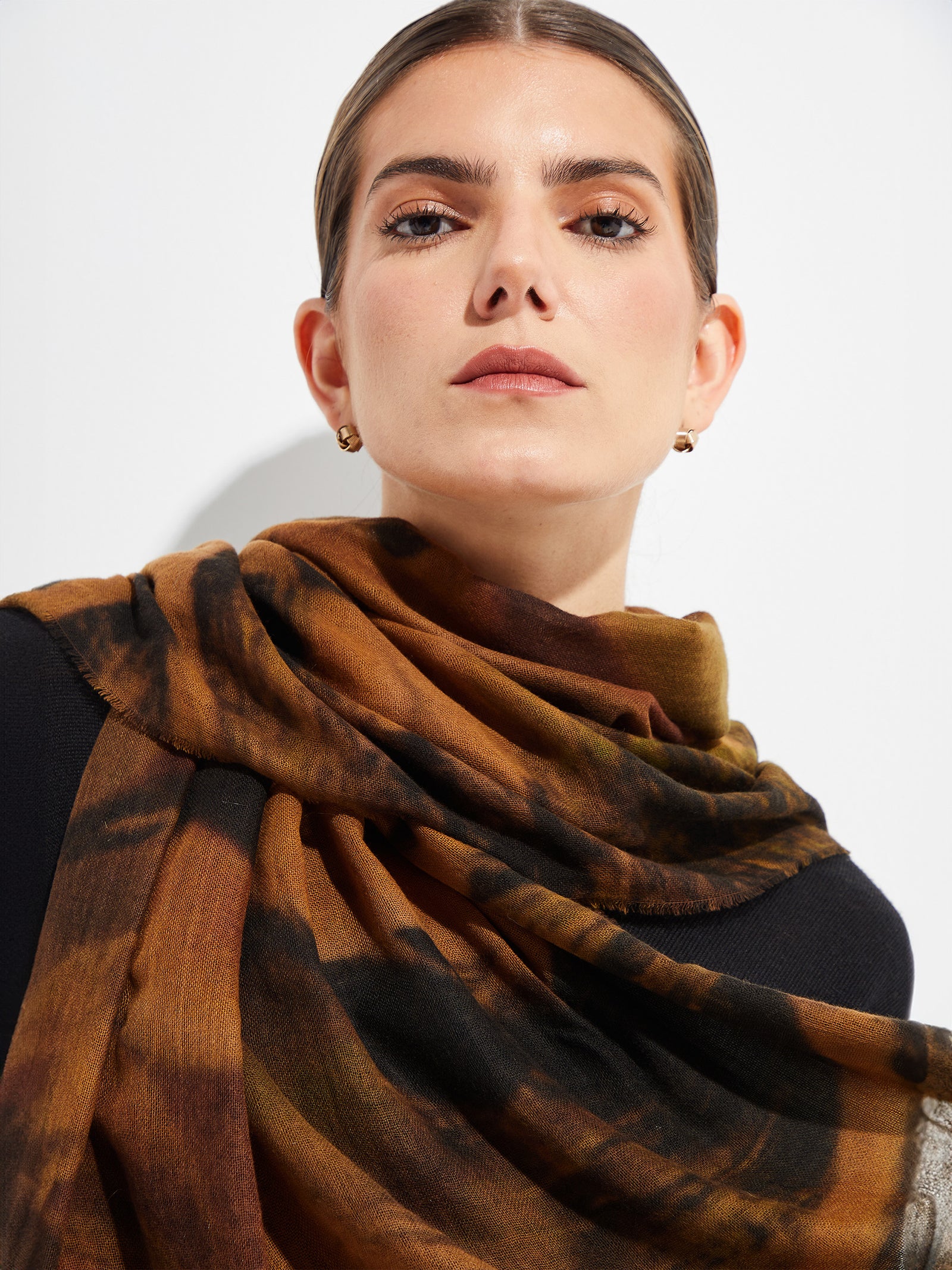 Belinda Shawl Vikuna Color Vikuna