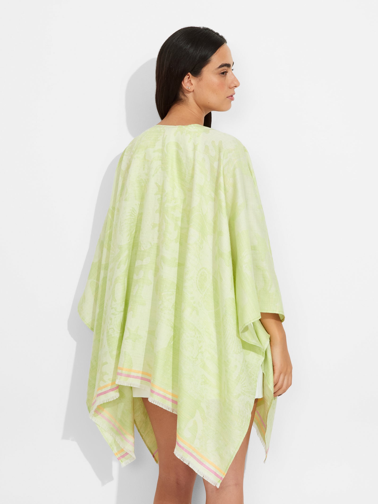 CAPA UV DE BABY ALPACA COLOR VERDE CLARO