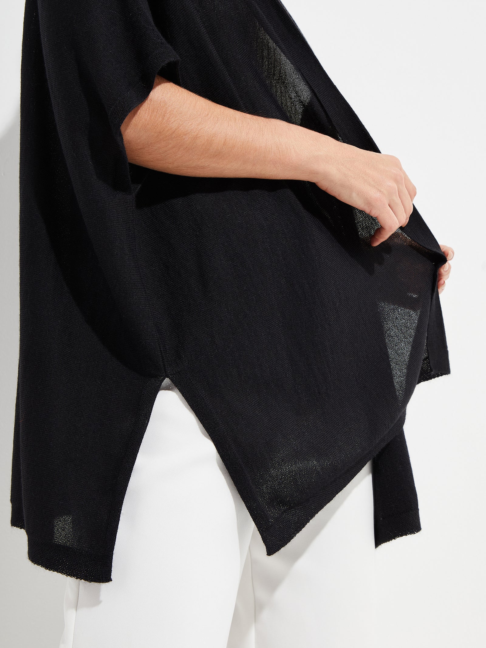 Tandem Cape Royal Alpaca Color Black