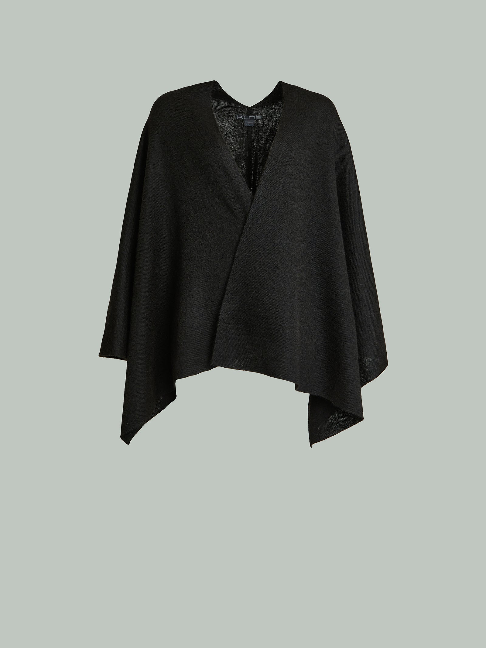 PONCHO BRIO DE BABY ALPACA BLACK COLOR BLACK