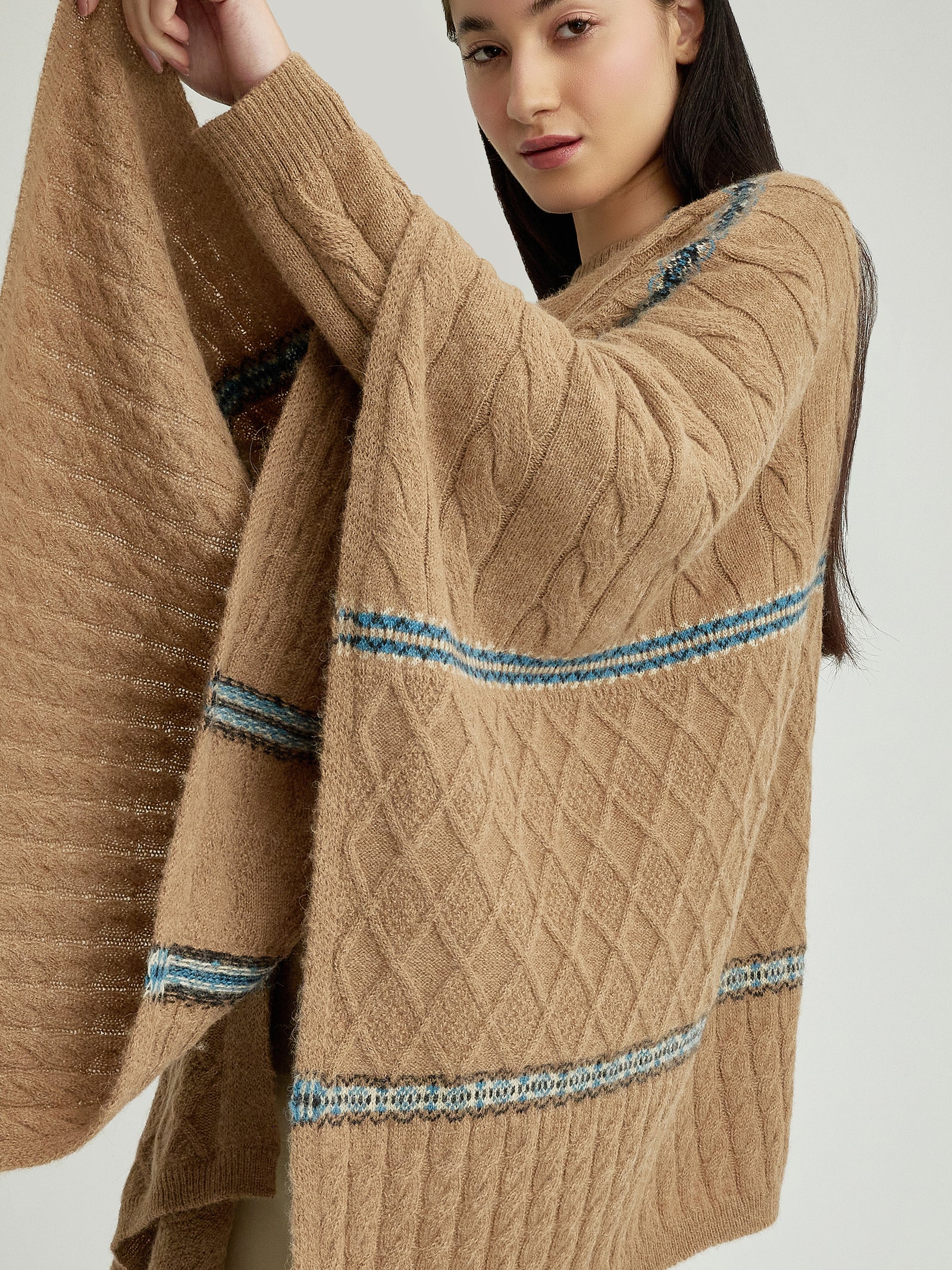 Yael Capa Baby Alpaca Color Camel