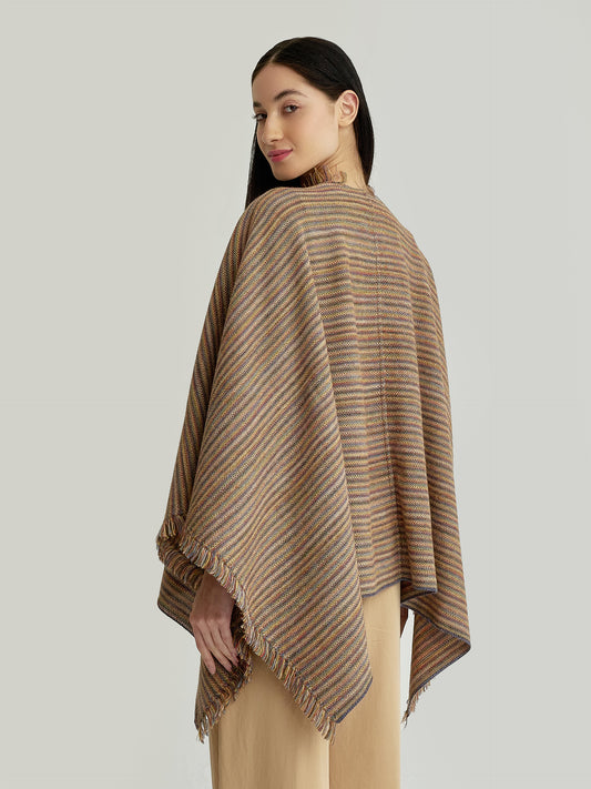 Yudith Poncho Baby Alpaca Color Brown