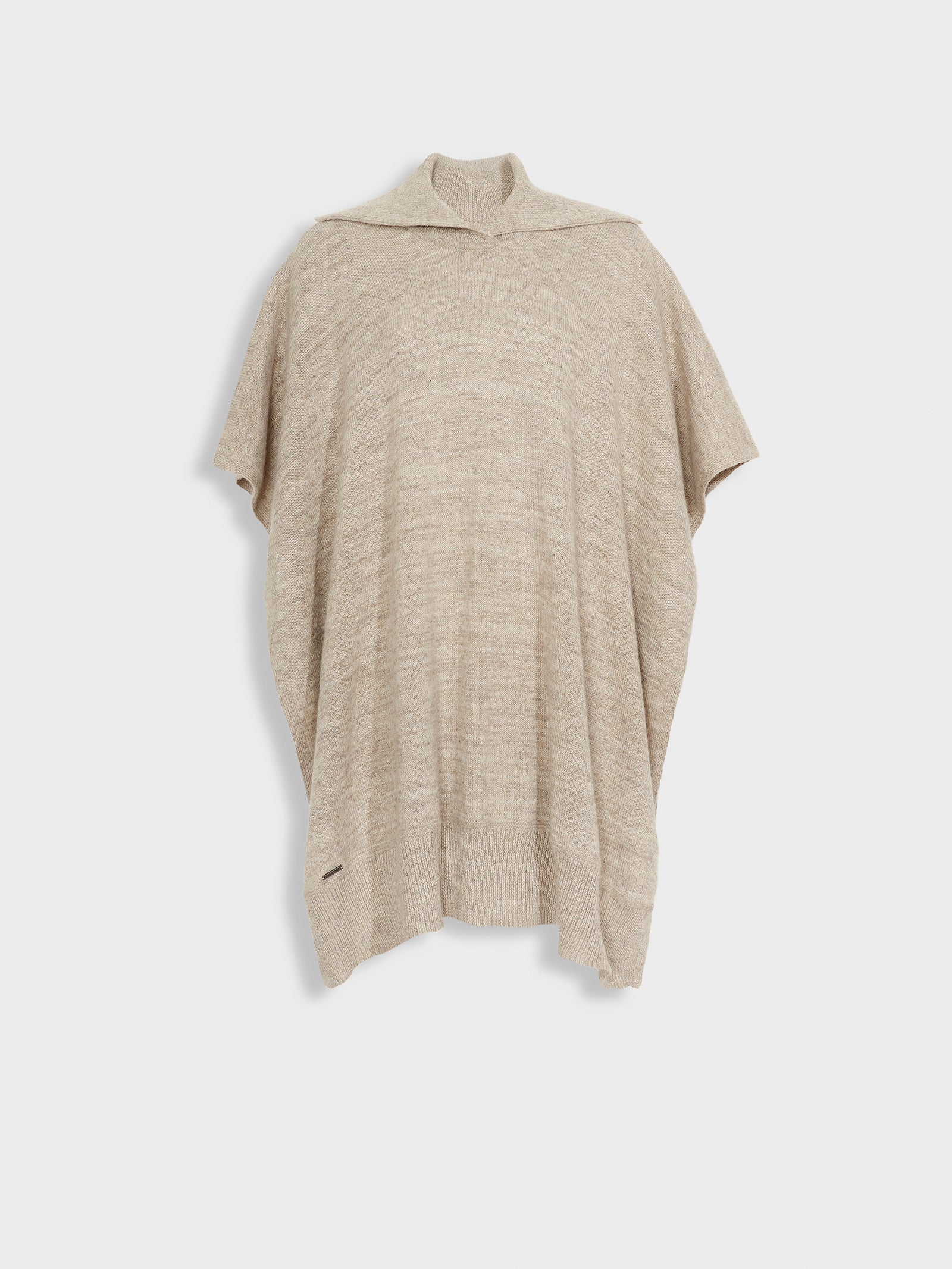Zoila Poncho Baby Alpaca Color Beige