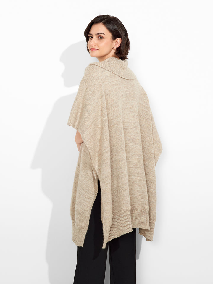 Zoila Poncho Baby Alpaca Color Beige