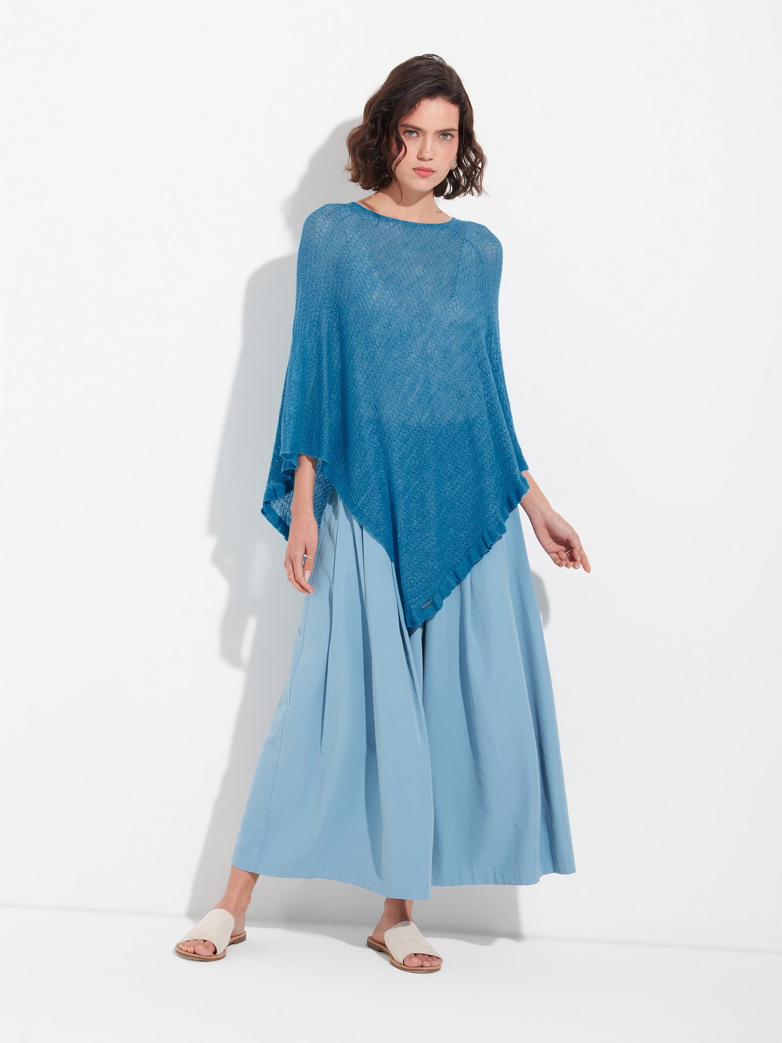 Zaeta Cape Baby Alpaca Color Blue