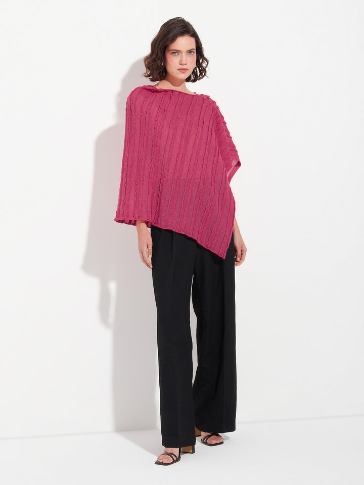 Poncho Zarina de alpaca bebé color fucsia