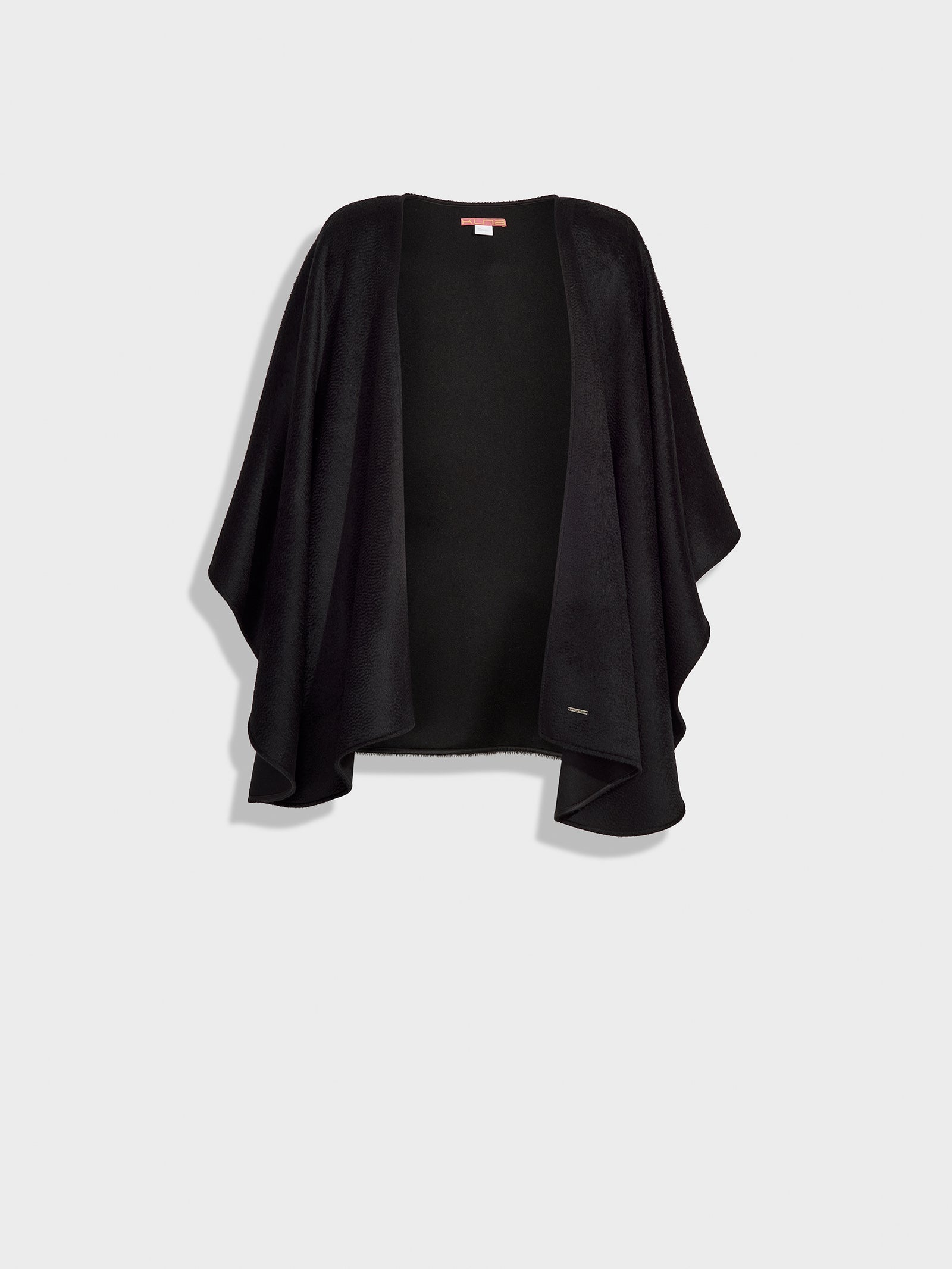 Zibelin Cape Baby Suri Alpaca Color Black