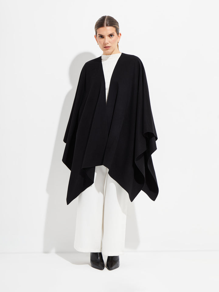Betty Cape Vikuna Color Black