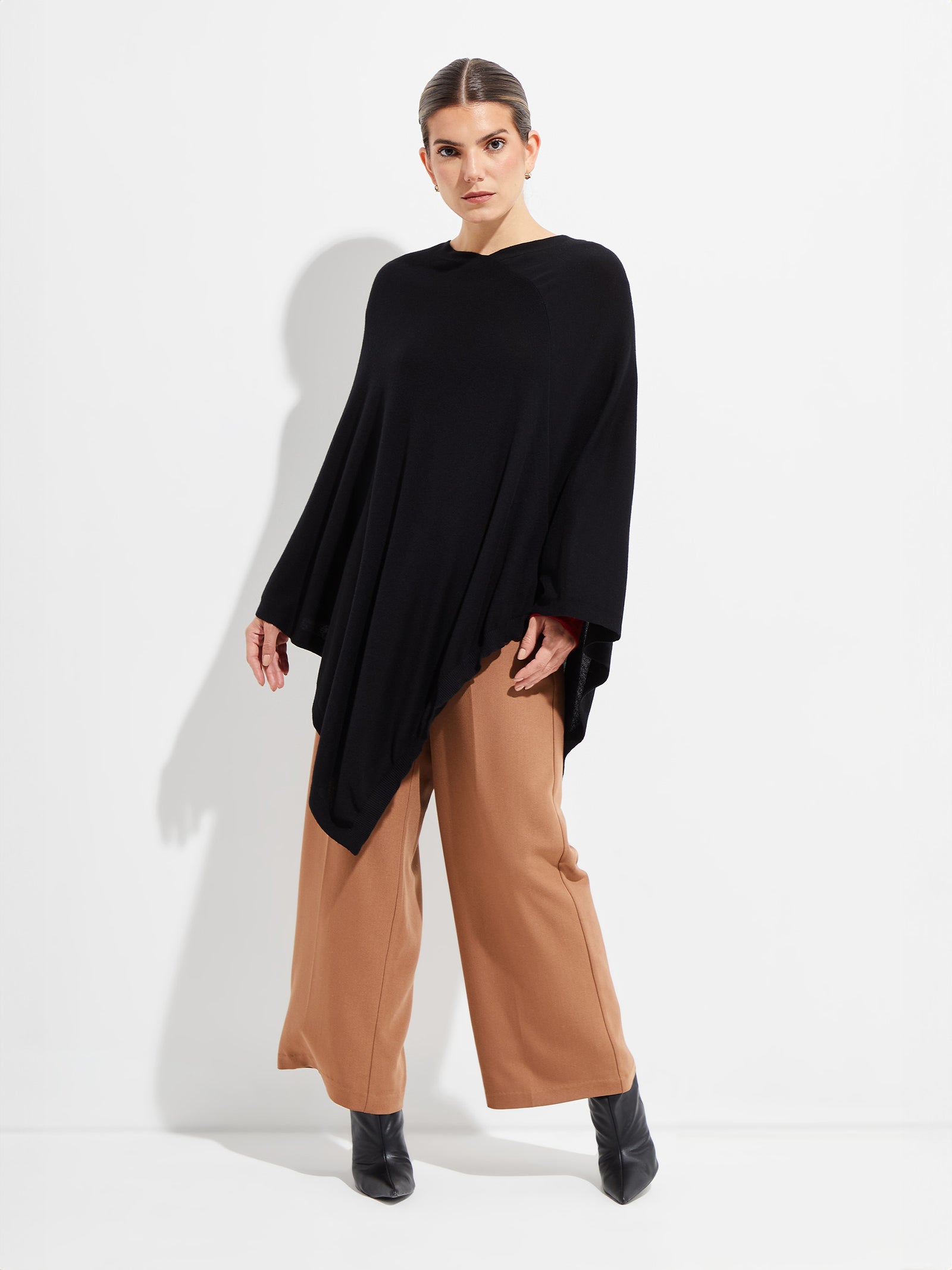 Beryl Poncho Vikuna Color Black