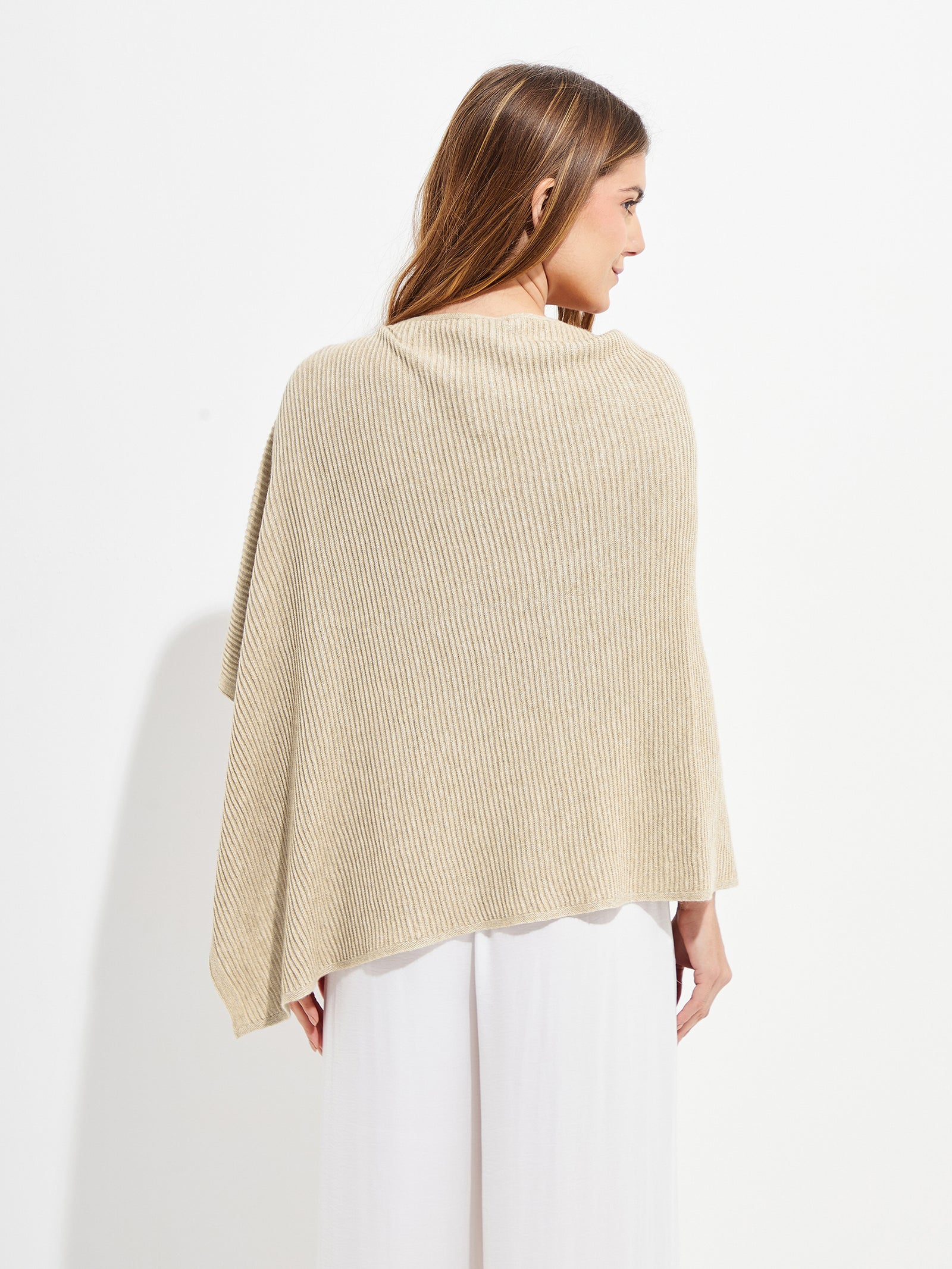 Ypanema Poncho Cotton Color Beige