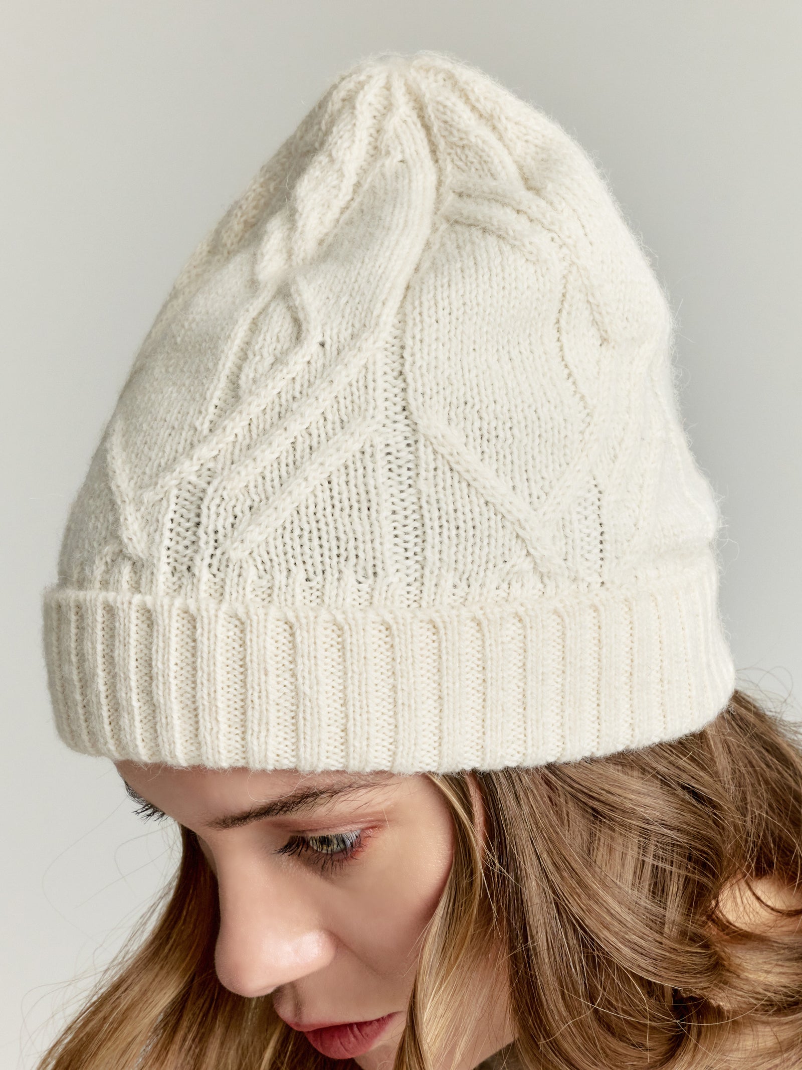 Yann Hat Baby Alpaca Color Ecru