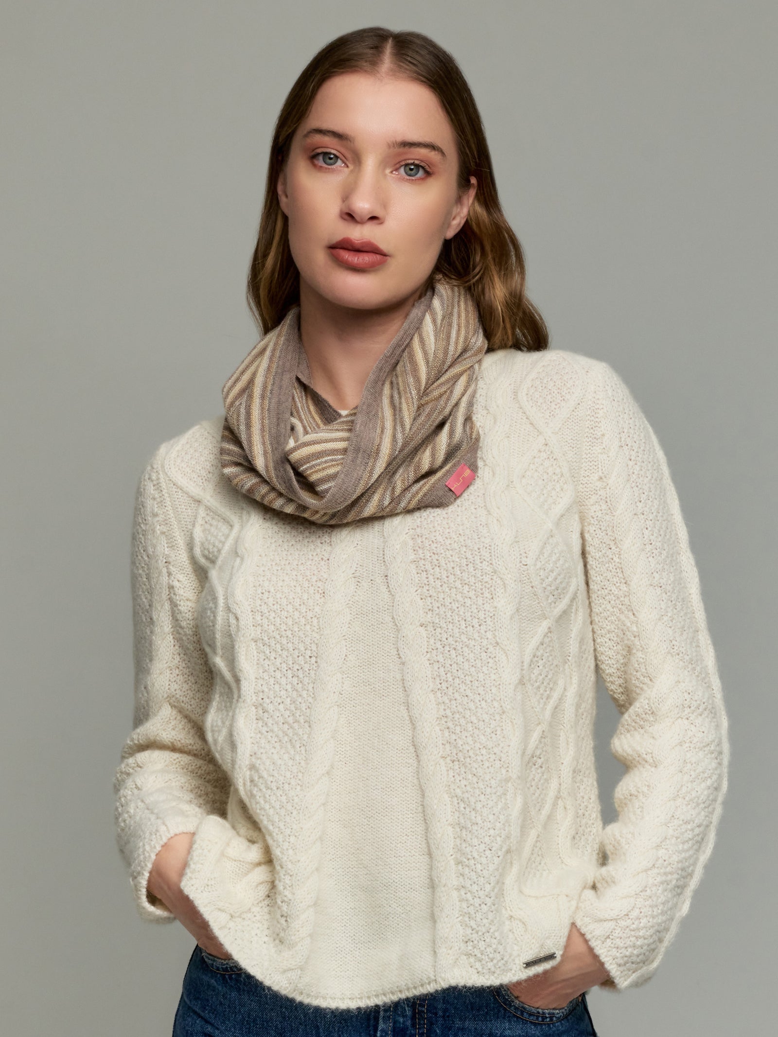 Yanis Scarf Baby Alpaca Color Beige