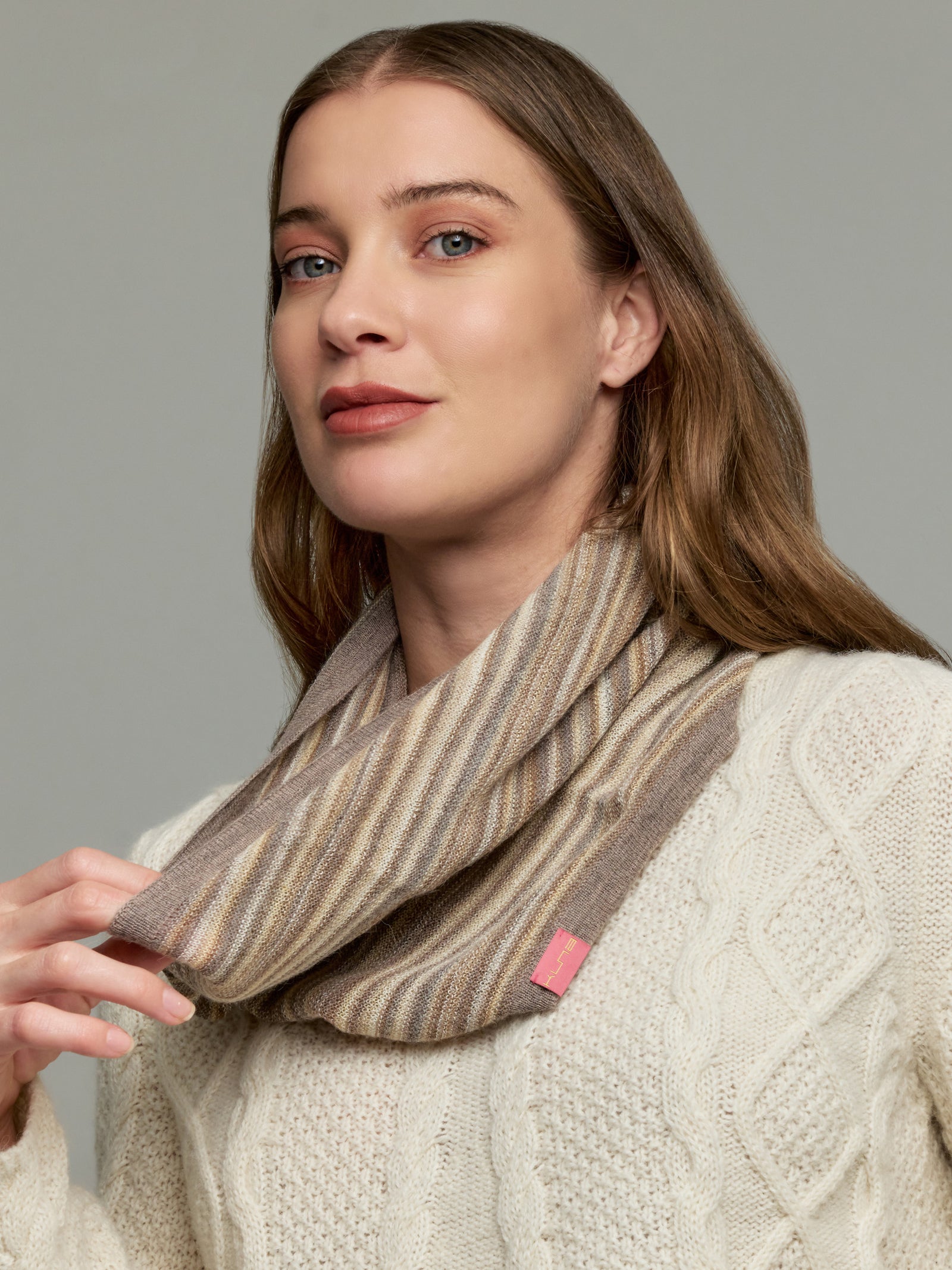 Yanis Scarf Baby Alpaca Color Beige