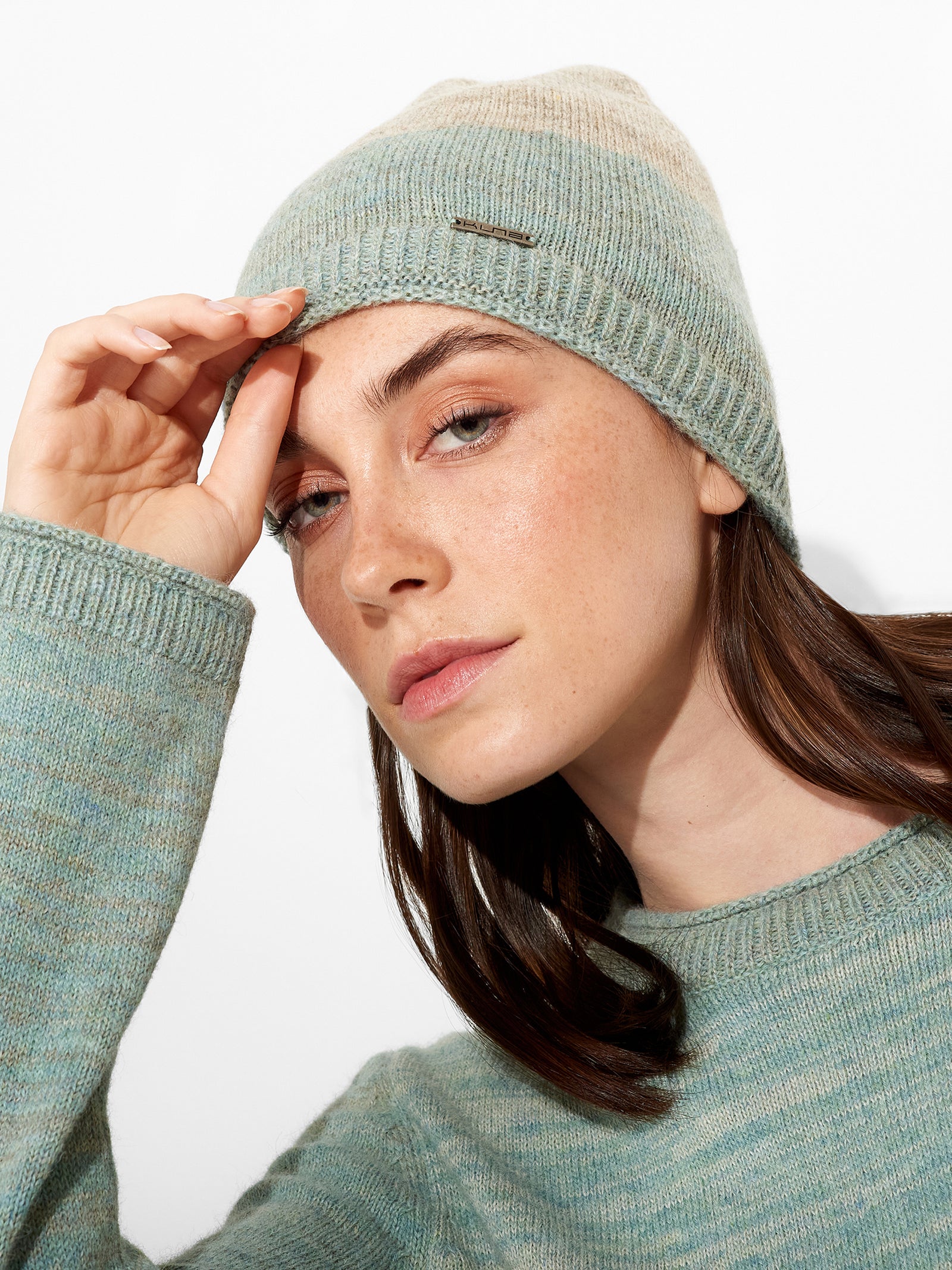 Gorro Zoe de baby alpaca color azul claro