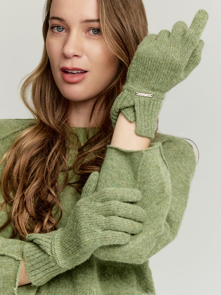 Yrma Gloves Baby Alpaca Color Green