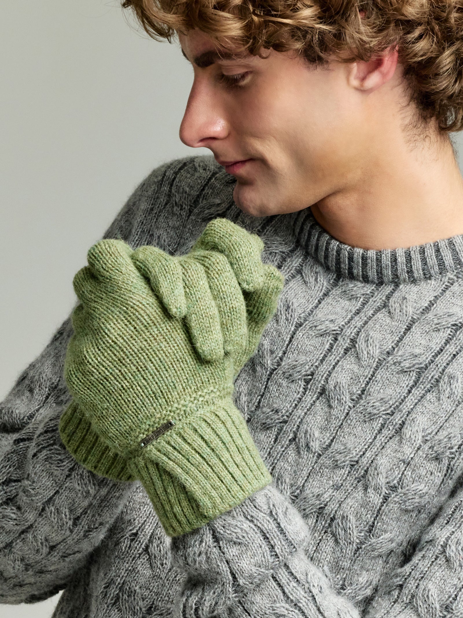 Yrma Gloves Baby Alpaca Color Green