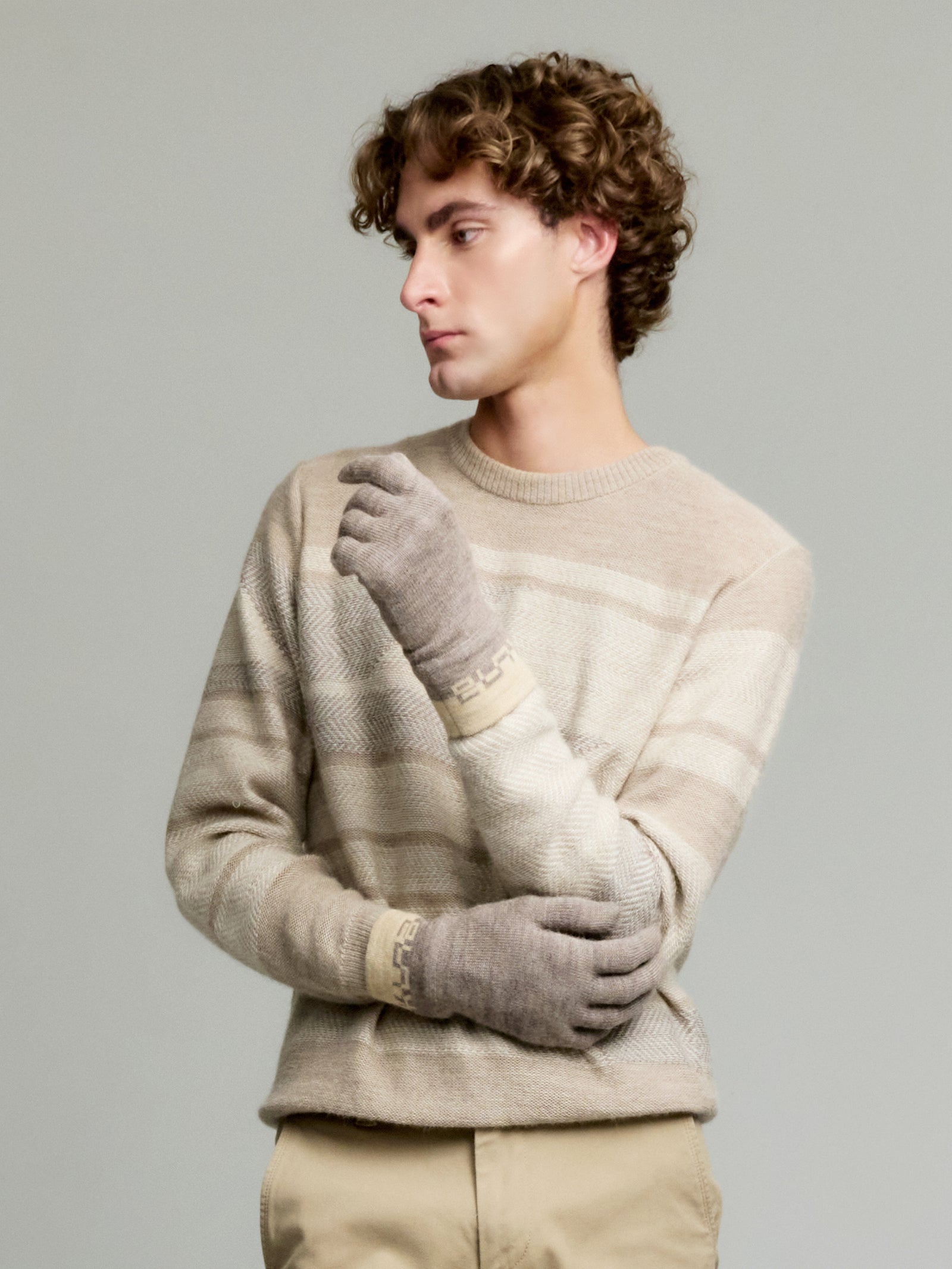 Yari Gloves Baby Alpaca Color Beige