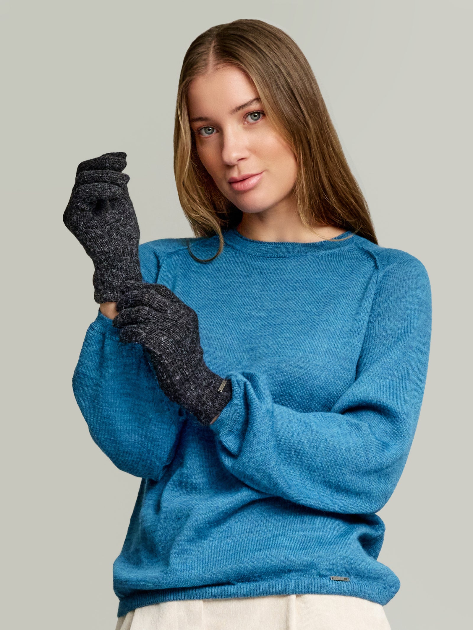Paolo Gloves Baby Alpaca Color Grey
