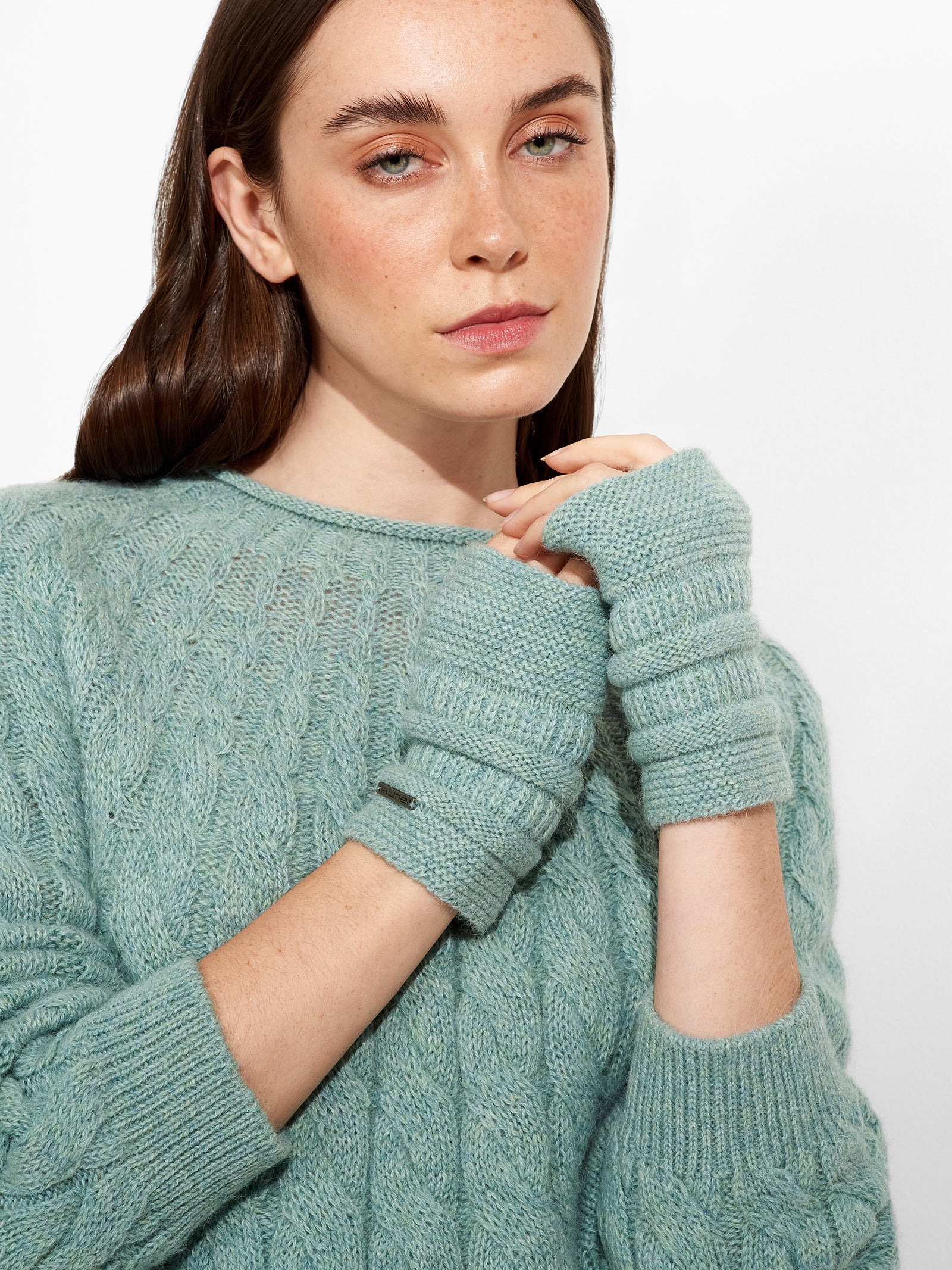 Zada Gloves Baby Alpaca Color Ligth Blue