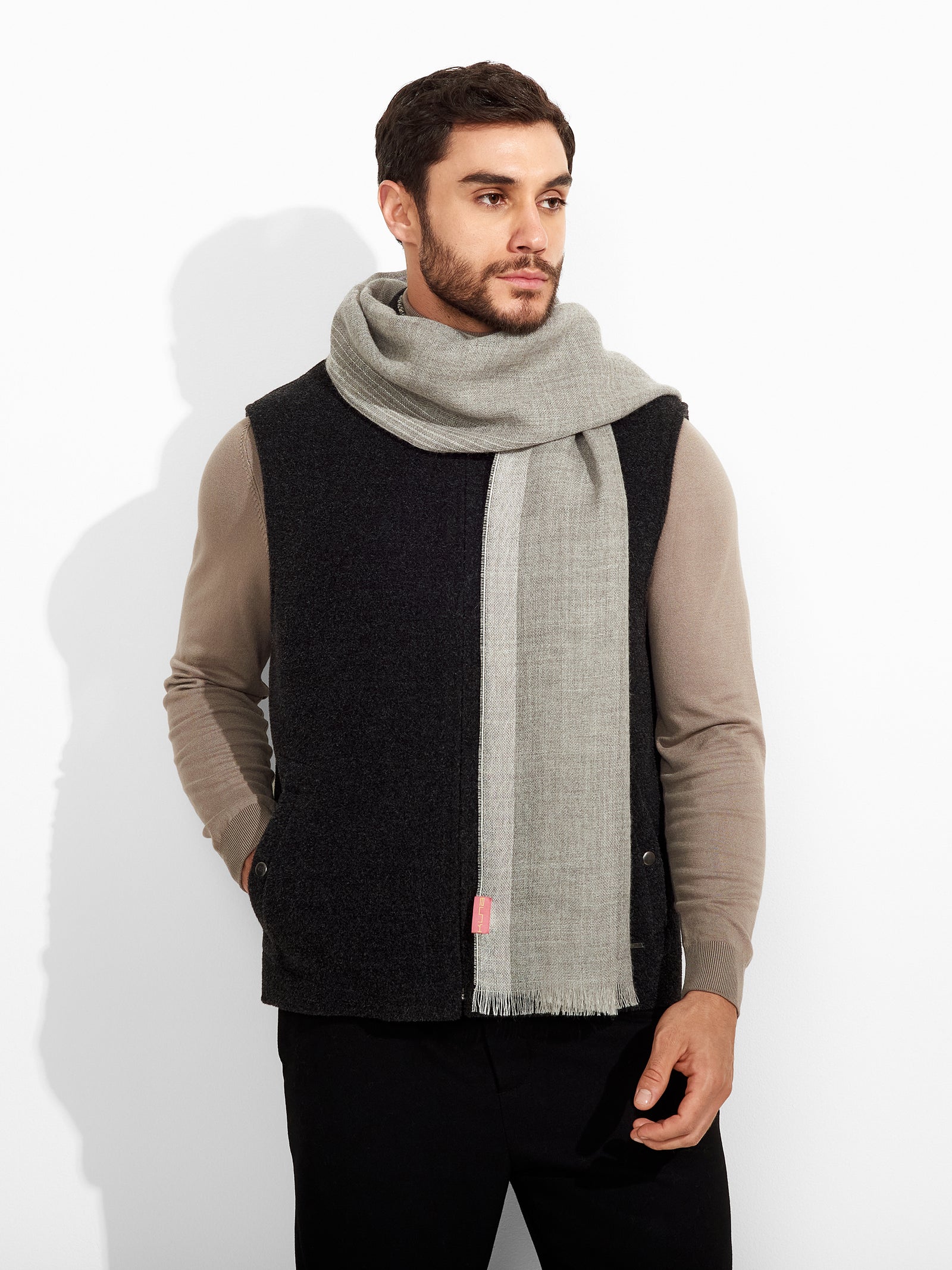 Chal Pesca Baby Alpaca Color Gris