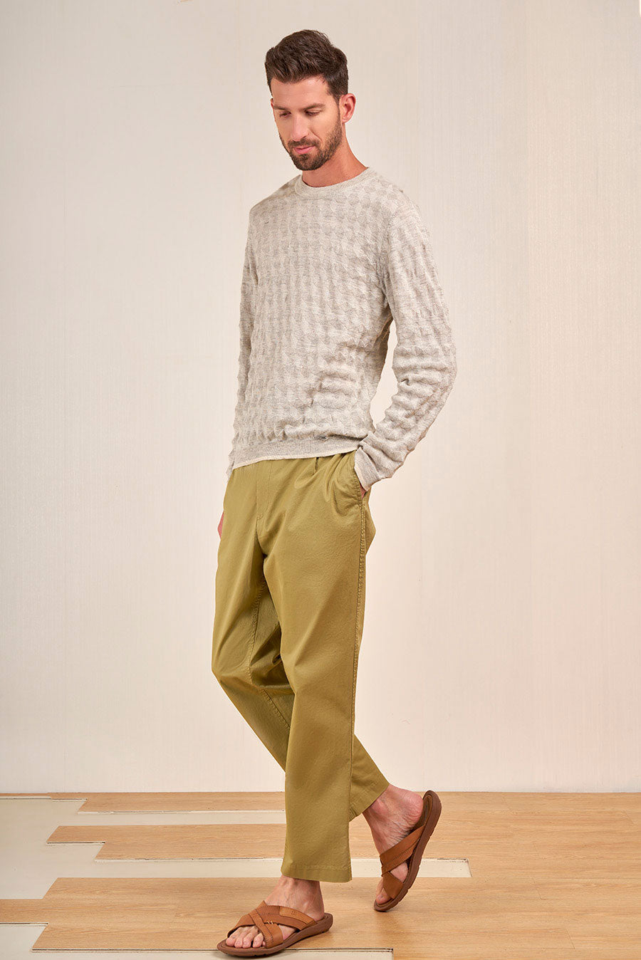 SUÉTER VASQUEZ DE BABY ALPACA COLOR PENGUIN&ECRU