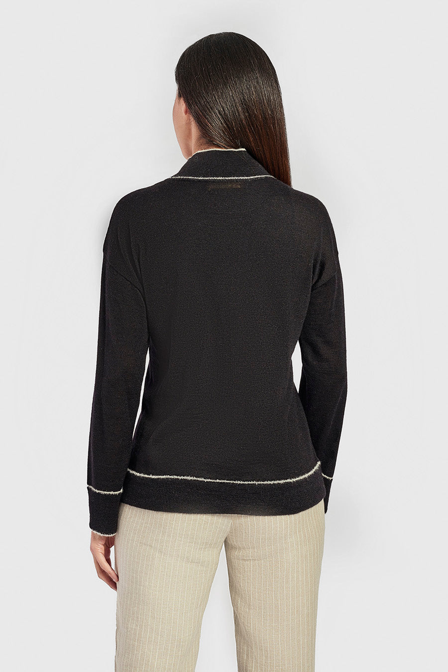 Wisdom Sweater Baby Alpaca Color B&W