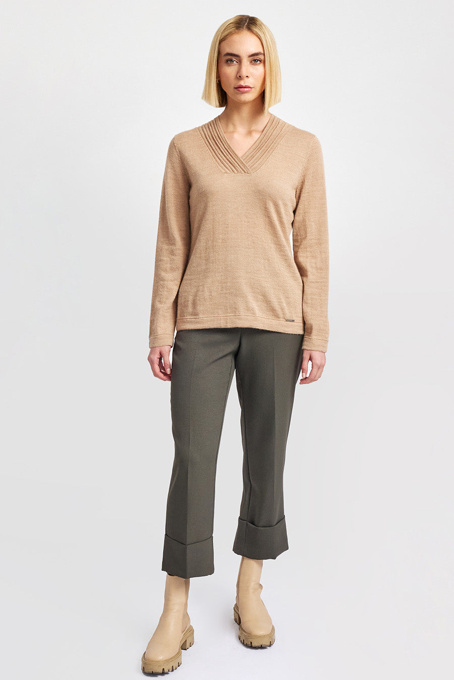 Suéter Whatever V De Baby Alpaca Color Chanterelle