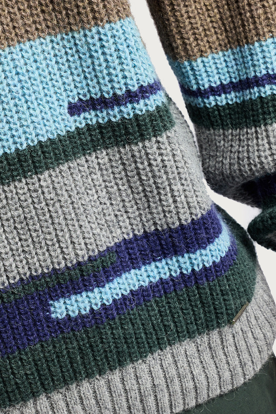 SUÉTER WOLFGANG DE BABY ALPACA COLOR NUAGE