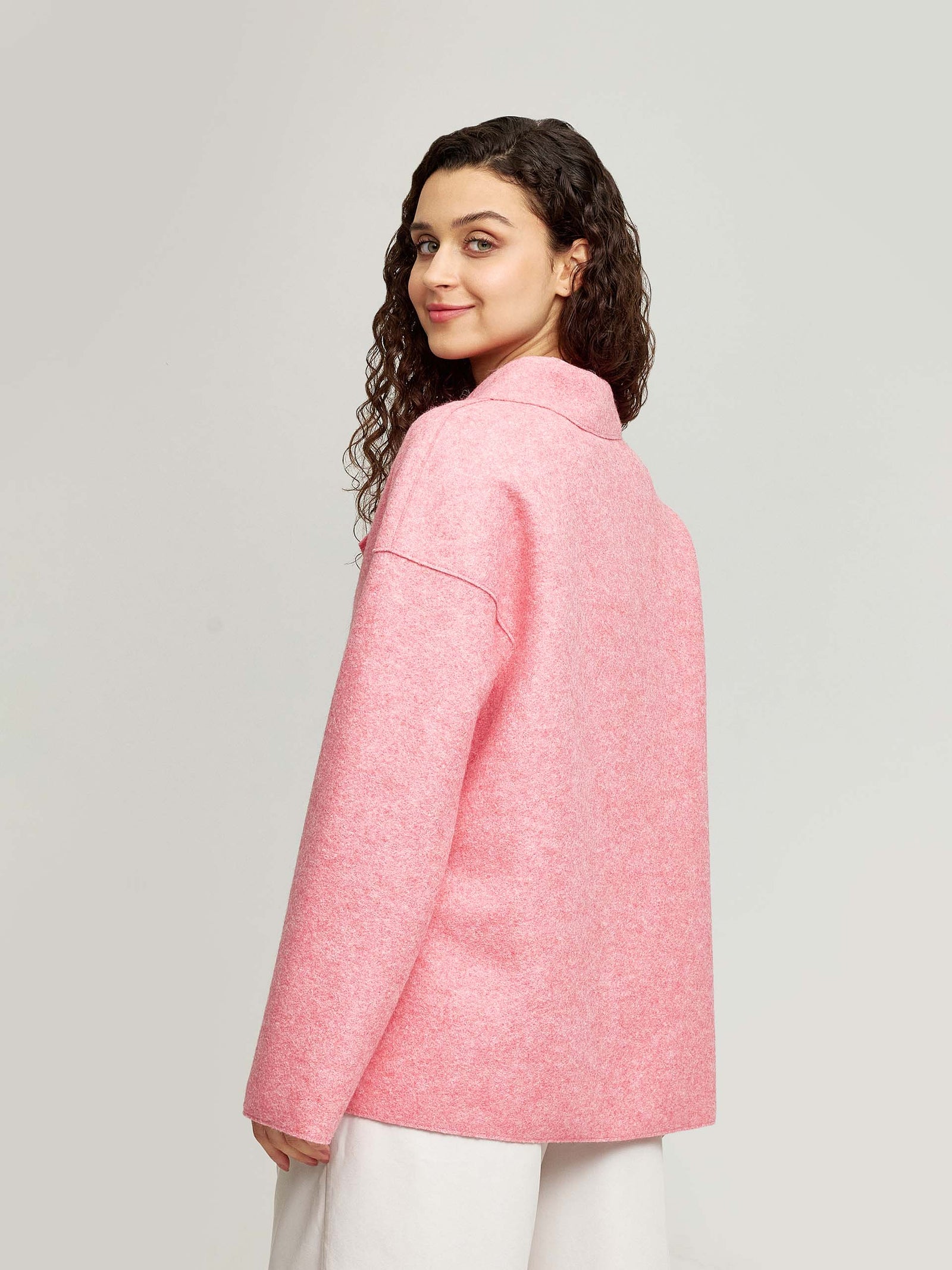 Abrigo de alpaca color rosa