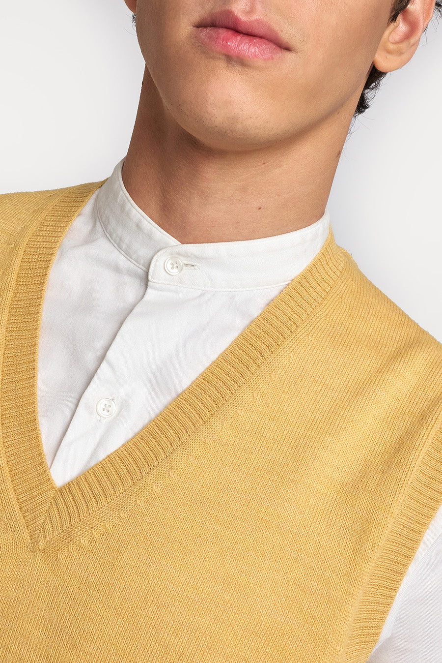 Abel Vest Baby Alpaca Color Amarelo