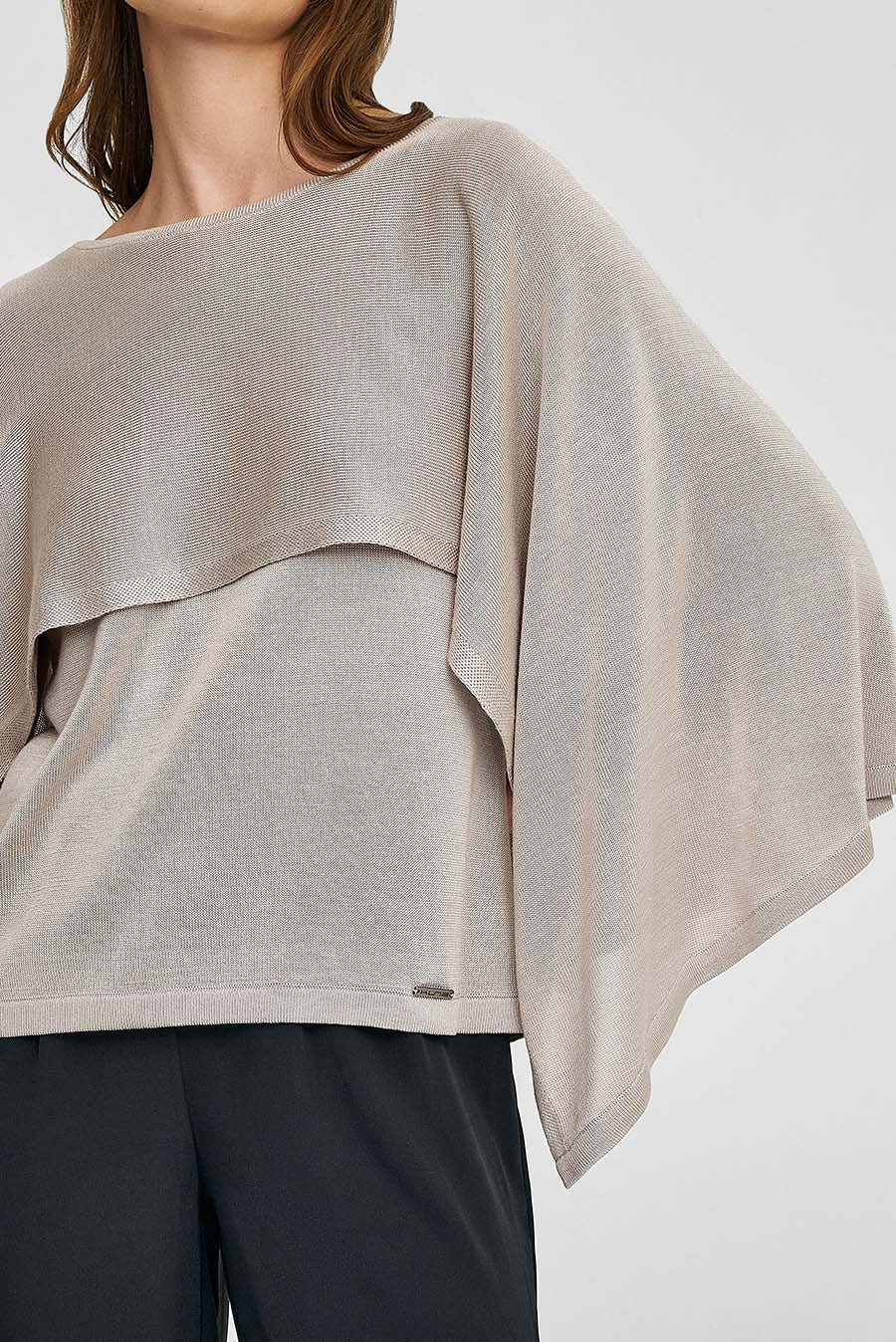 Waterfall Vest Silk Color Beige