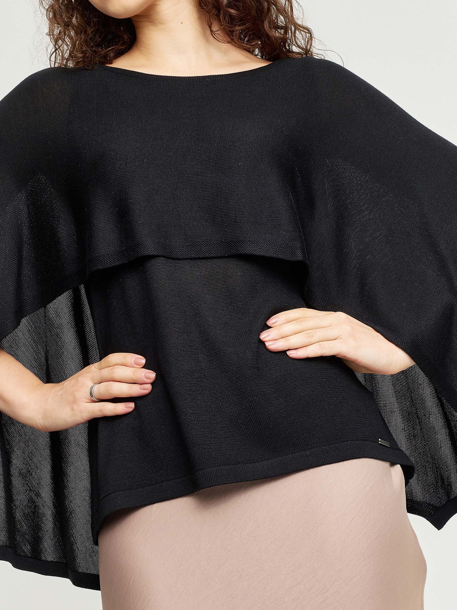 Waterfall Vest Silk Color Black