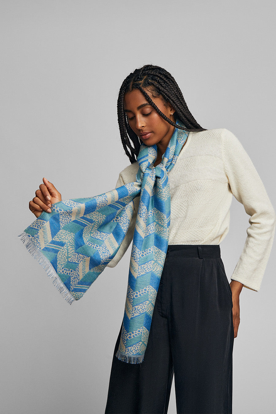 Wildlife Scarf Baby Alpaca Color Blue & Light Blue