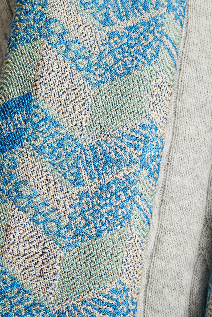 Wildlife Scarf Baby Alpaca Color Blue & Light Blue