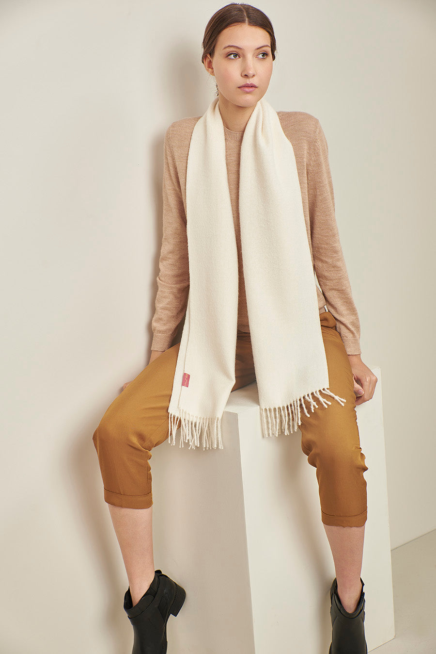 Adrian Scarf Baby Alpaca Color Ecru