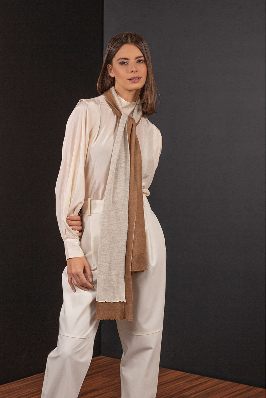 CHALINA BRANDY DE ALPACA 16 COLOR CAMEL & ECRU