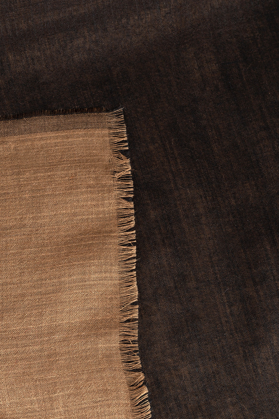 CHALINA BRANDY DE ALPACA 16 COLOR BLACK & CAMEL