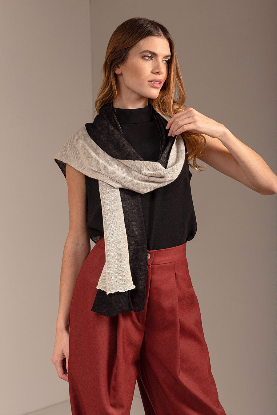 Brandy Scarf Alpaca 16 Color Black & Ecru