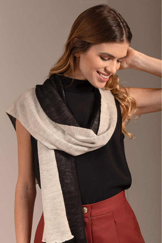 Brandy Scarf Alpaca 16 Color Black & Ecru