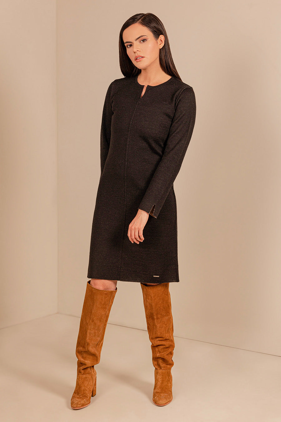 Vestido Uanca De Baby Alpaca Color Black&Ajonjoli