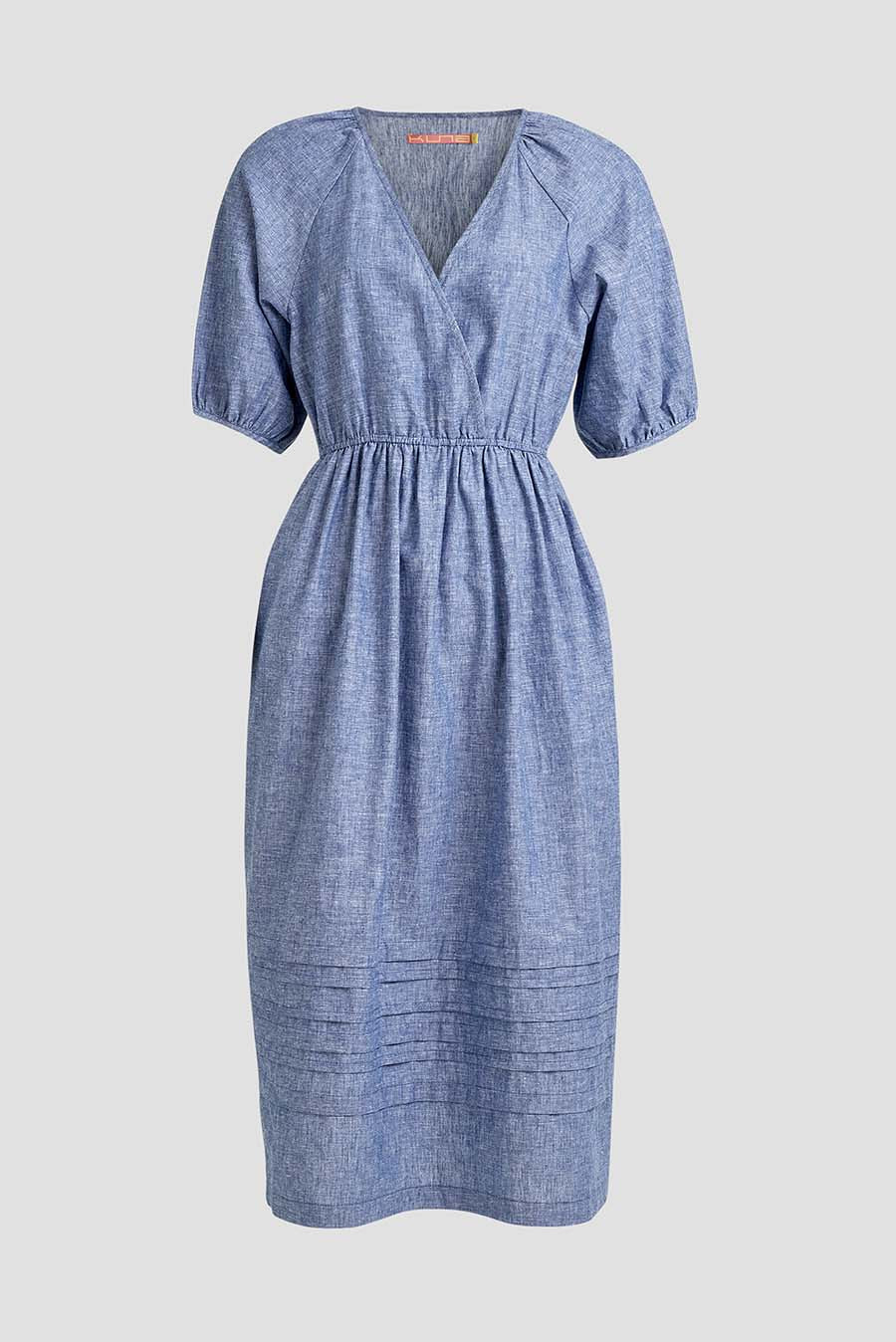 Vestido con línea de cintura color azul