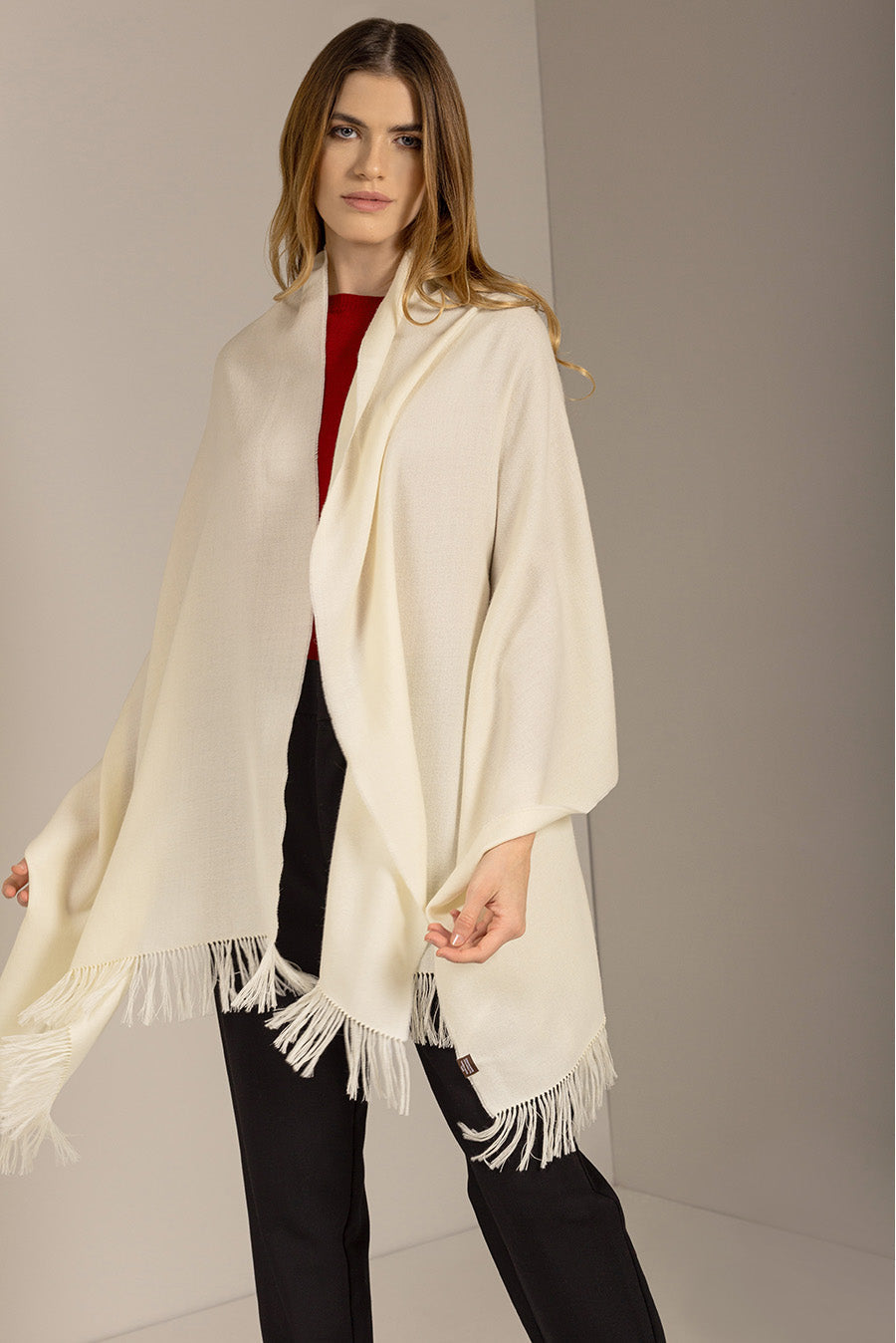 Jee Shawl Royal Alpaca Color Ecru