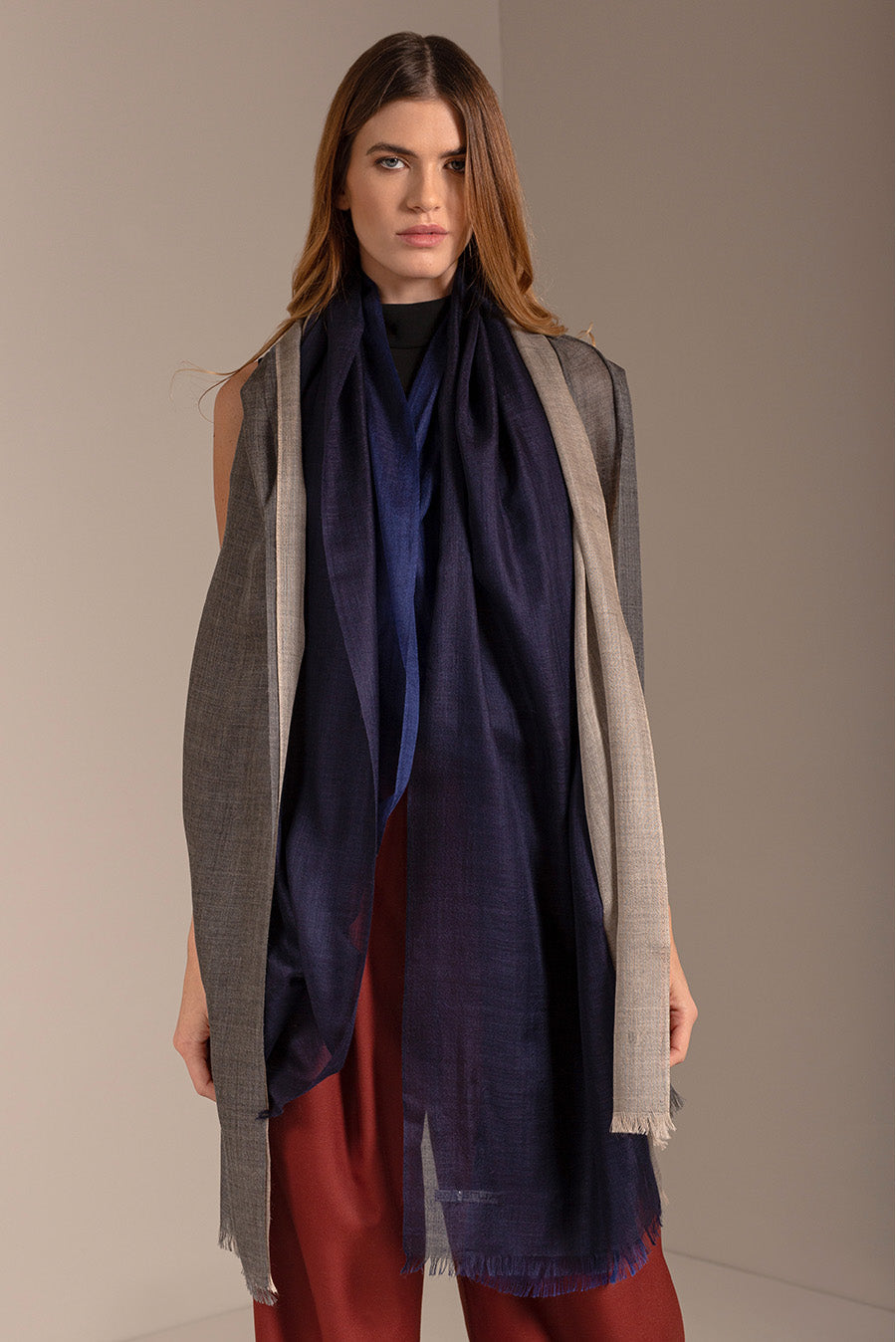 Barnabé Shawl Royal Alpaca & Silk Color Blue