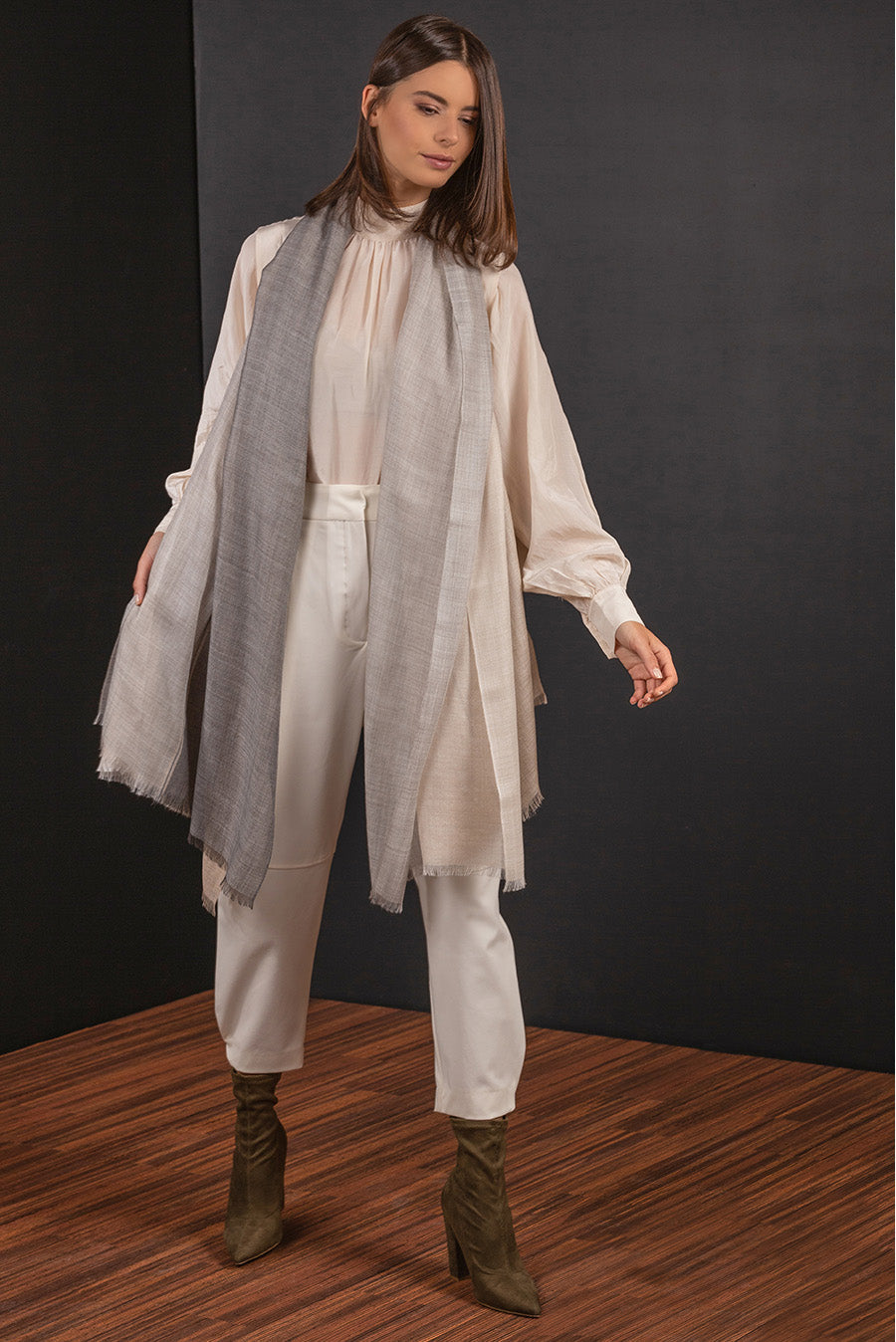 ESTOLA BARNABÉ DE ROYAL ALPACA & SEDA COLOR BIEGE