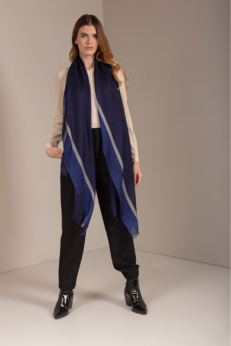 Baccarat Shawl Royal Alpaca & Silk Color Blue