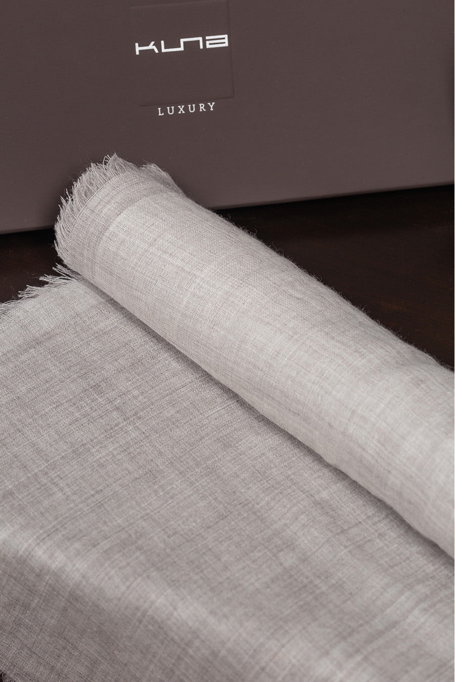 Balthazar Shawl Royal Alpaca & Silk Color Grey
