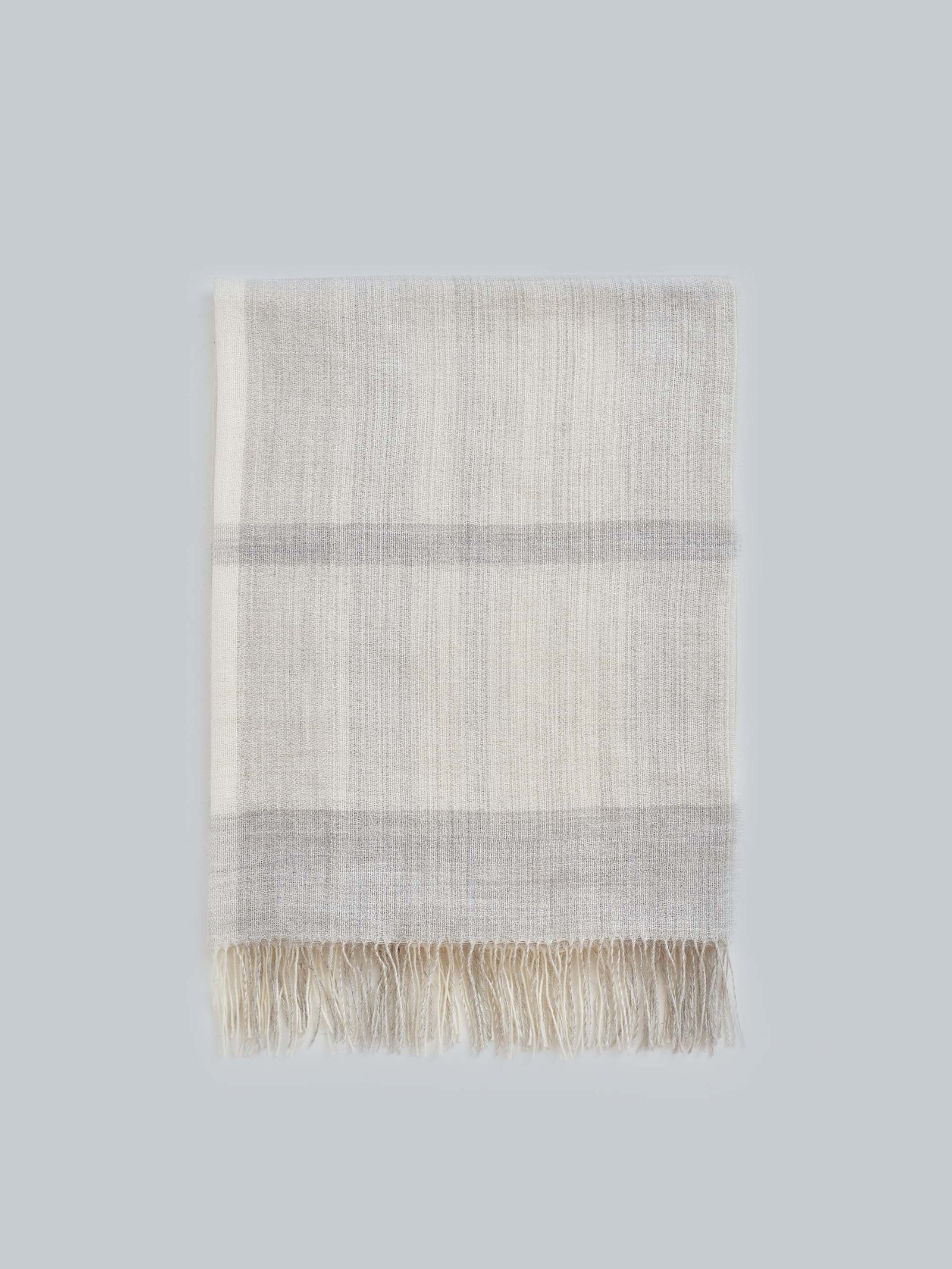 Chal Wingapo Baby Alpaca Color Crudo Ii